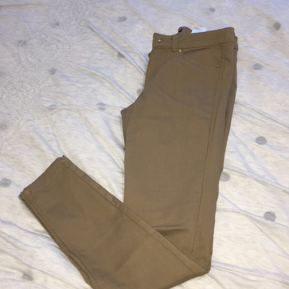 H&M skinny khaki pants gold hardware size 6